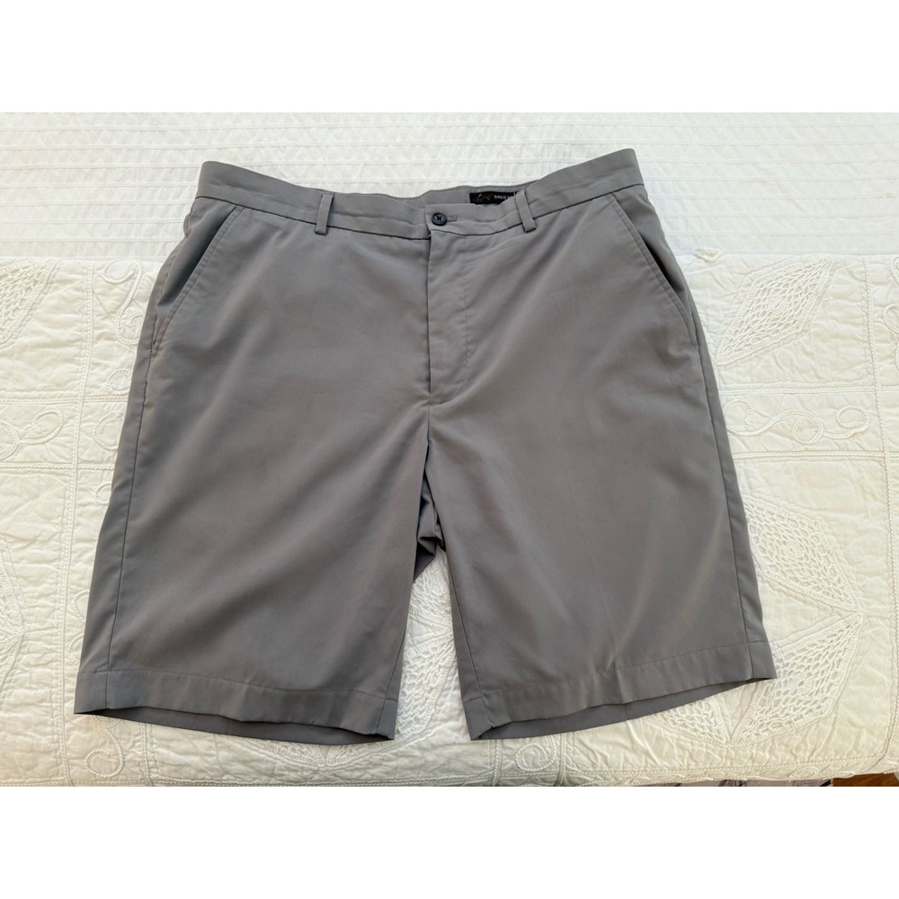 Greg‎ Norman Men's Flat Front Golf Sports Shorts Gray Regular Fit Size 36 EUC